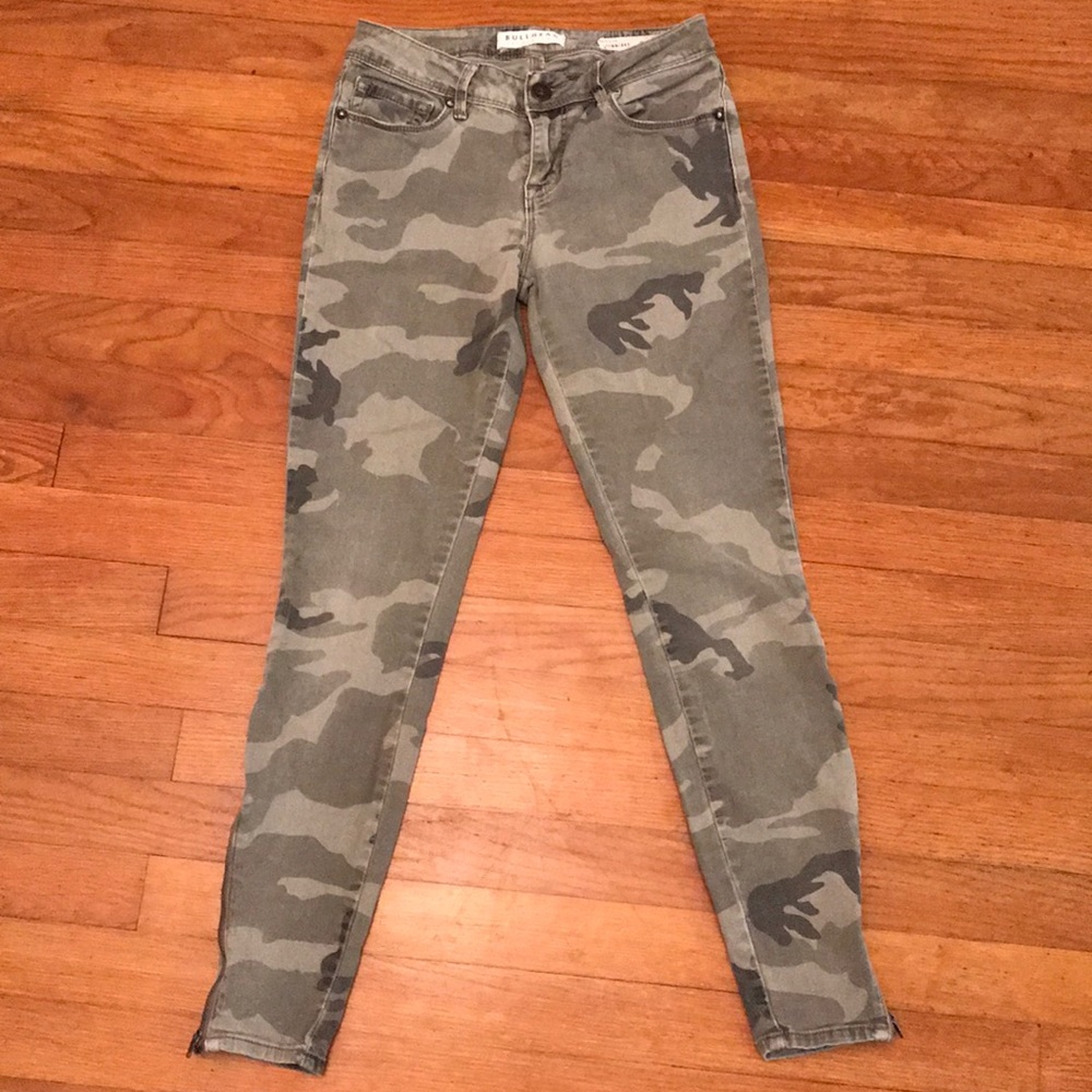 Bullhead denim camo jeggings jeans size 5